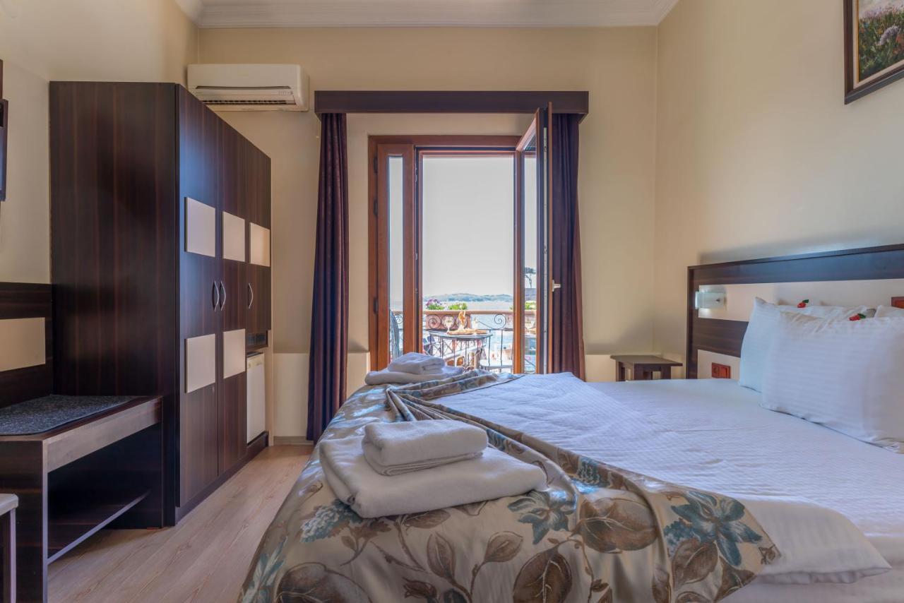 Hotel Karacam Foca Exterior photo