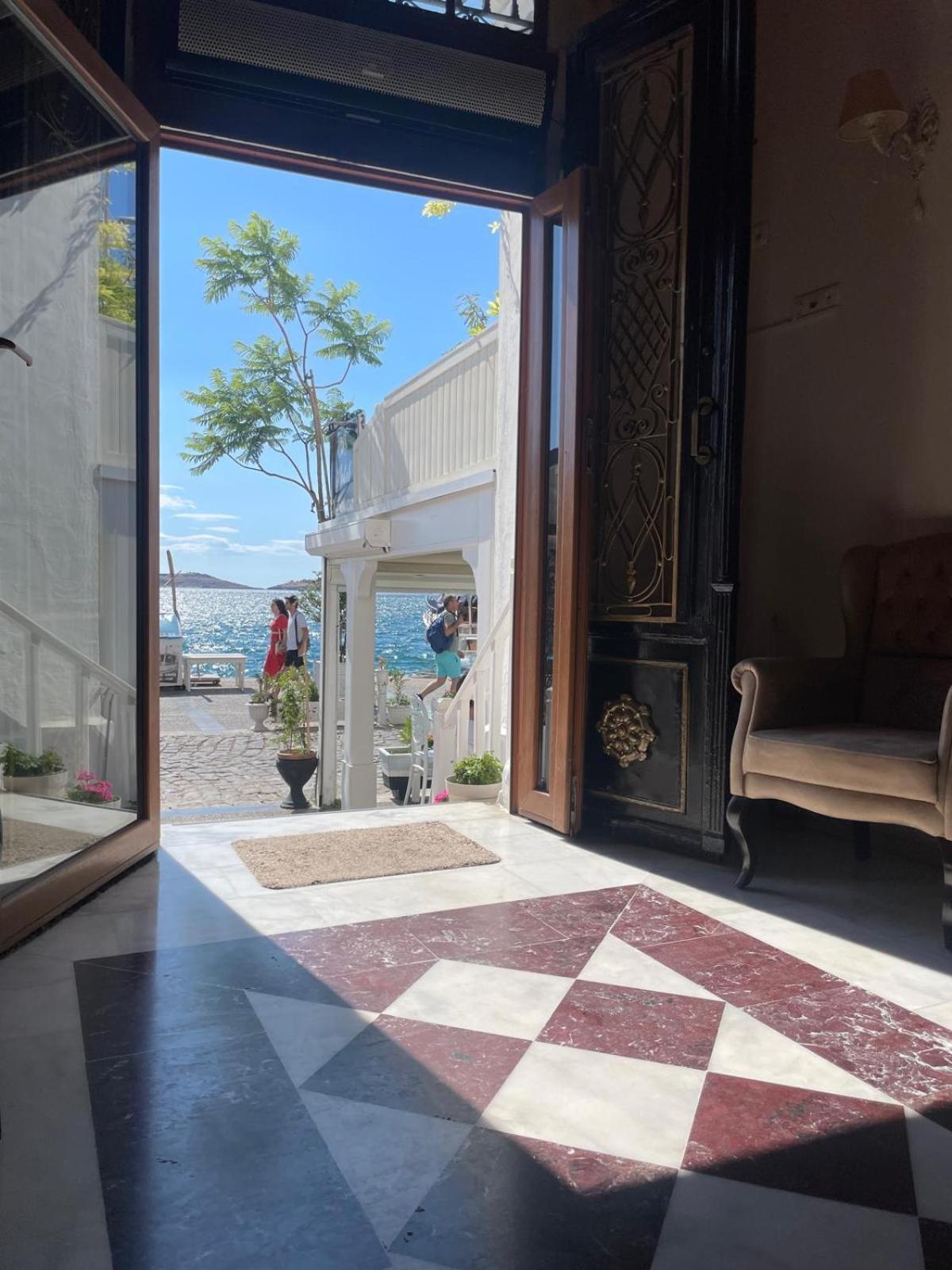 Hotel Karacam Foca Exterior photo